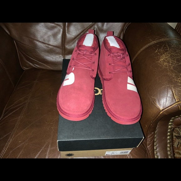 NEW UGG NEUMEL mens shoe.  Size 11. - Picture 2 of 5
